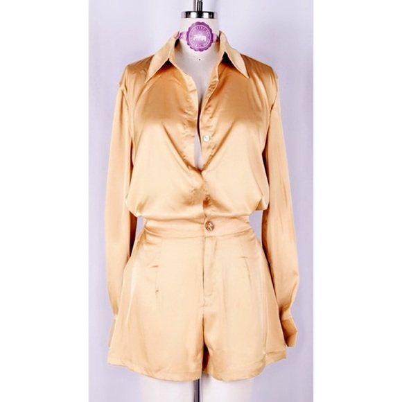 Fashion Nova Satin Short Set - Picture 5 of 6